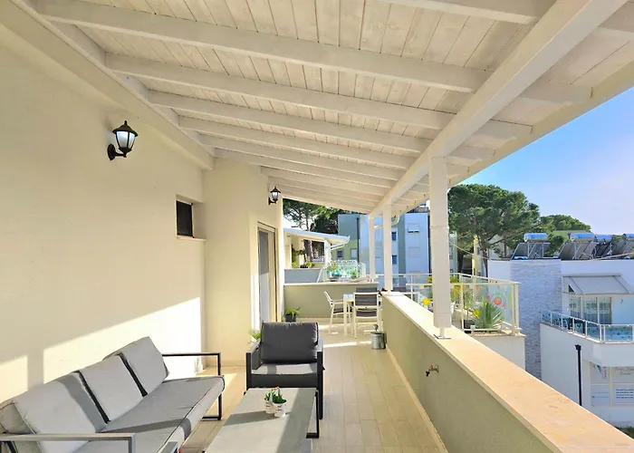 Perla Penthouse - Happy Apartment Plazhi San Pietro